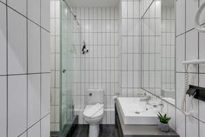 на Кропивницкой 15